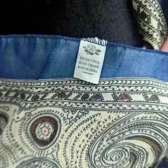 Blue and Tan Scarf - Picture 5 of 5